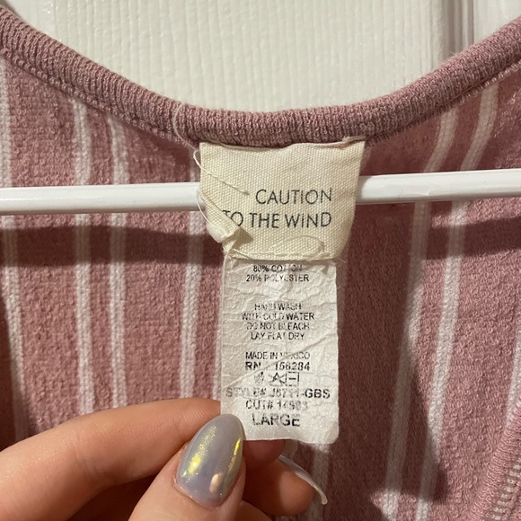 Pink romper - Picture 3 of 3